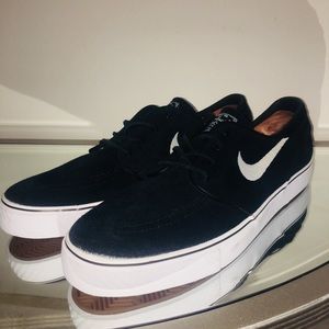 SOLD😀Nike SB Zoom Stefan Janoski size 13 Blk
